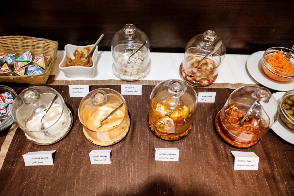 Hotel Deluxe With Free Wellness And Fitness Centrum 니트라 외부 사진