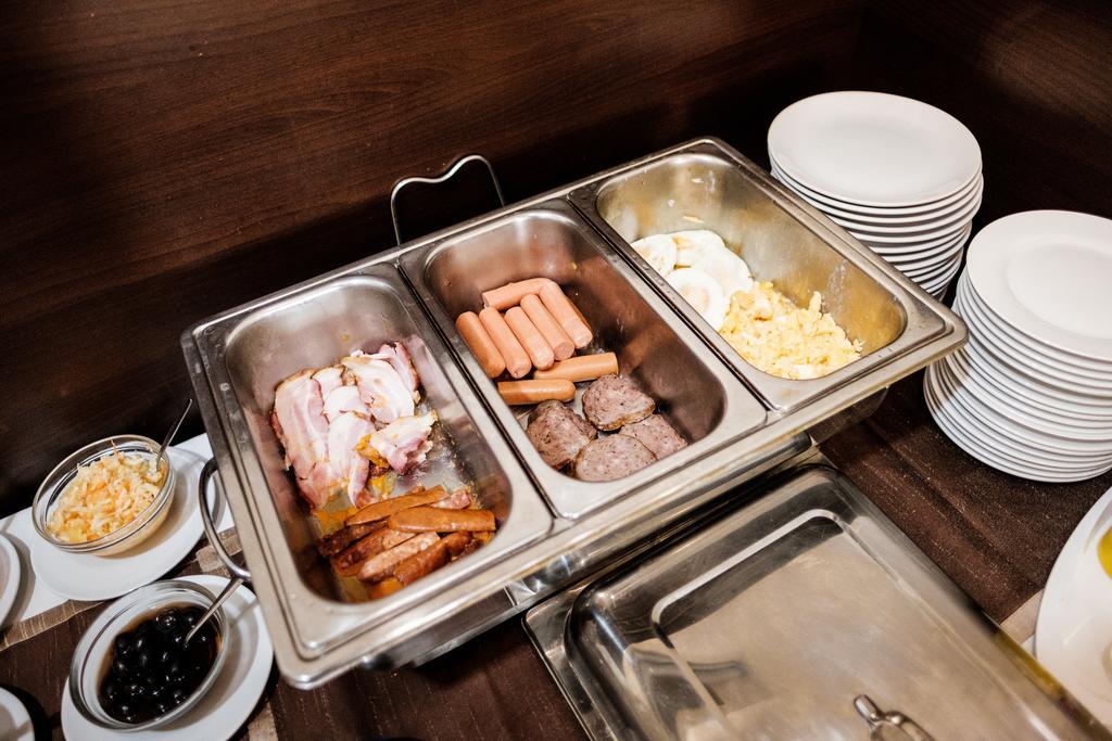 Hotel Deluxe With Free Wellness And Fitness Centrum 니트라 외부 사진